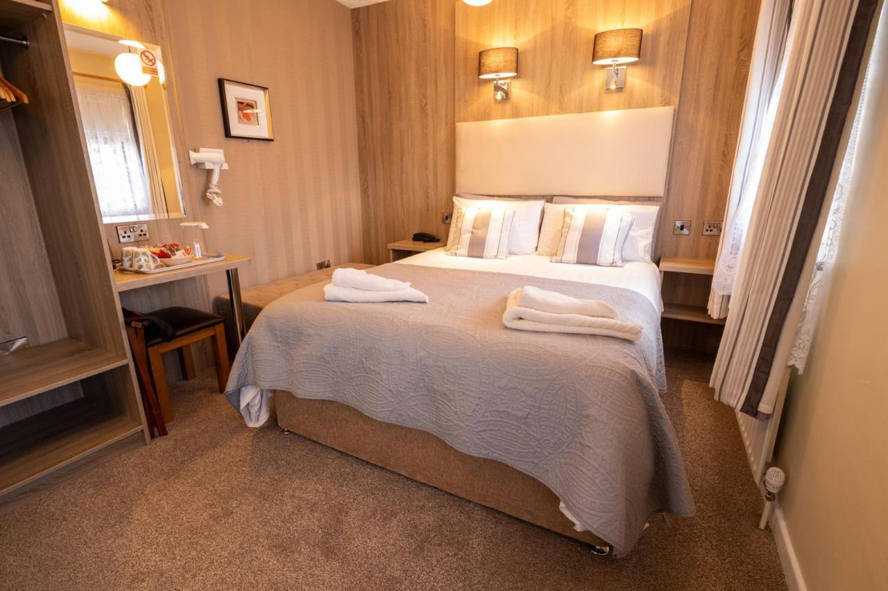 Station House Bed & Breakfast Ennistimon Exterior foto